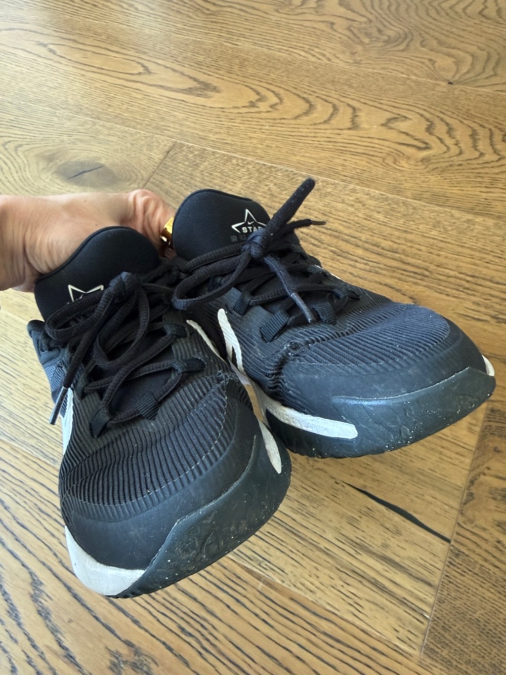 Nike Star Runner 4 - kids size 5Y - Picture 6 of 8